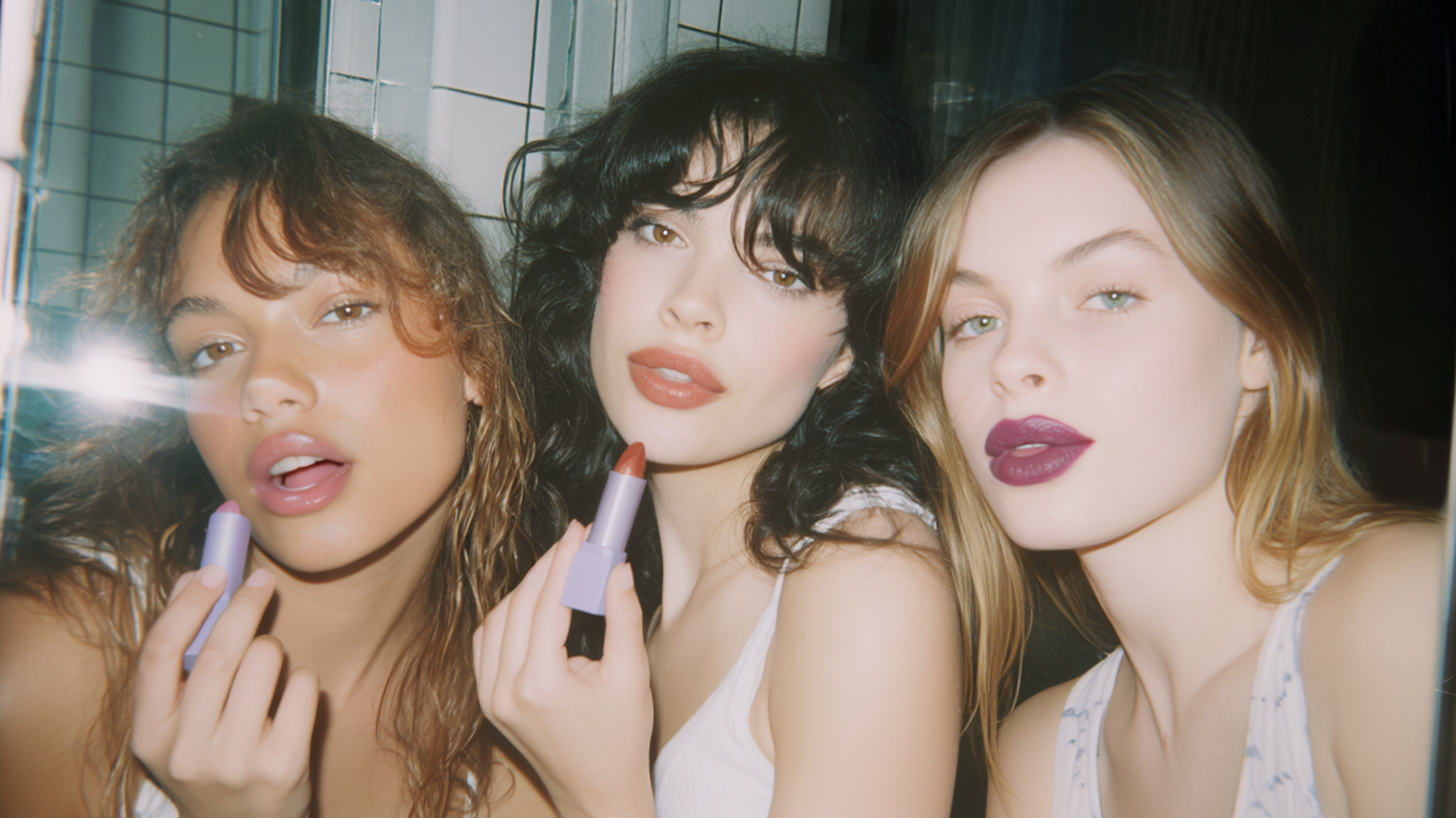 squarelipstickgroup.3.png